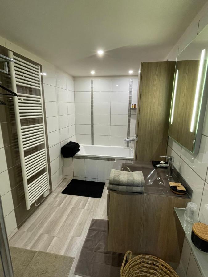 Love Suites & Spa "Le Loft" Avec Jacuzzi Privatif Médis Eksteriør billede