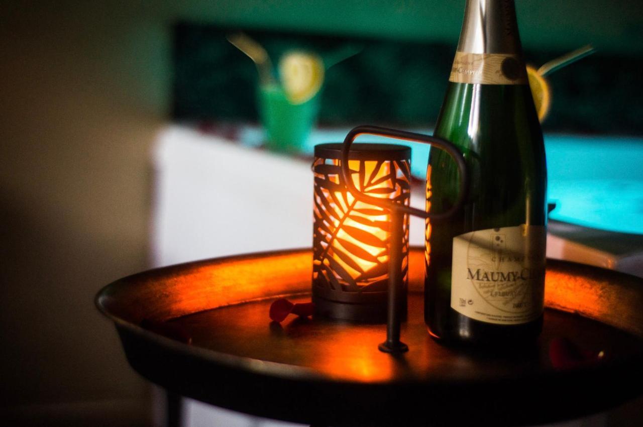 Love Suites & Spa "Le Loft" Avec Jacuzzi Privatif Médis Eksteriør billede