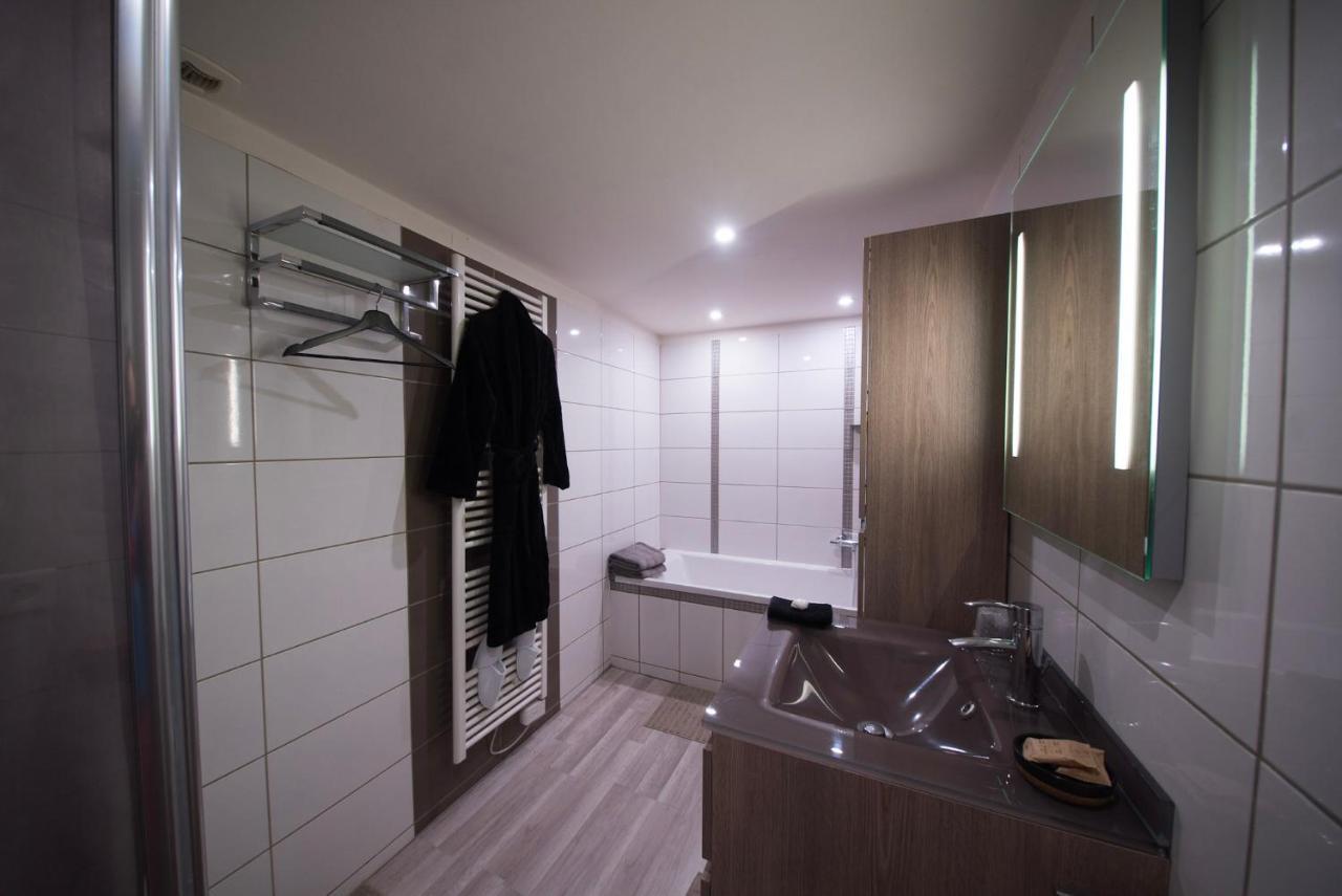 Love Suites & Spa "Le Loft" Avec Jacuzzi Privatif Médis Eksteriør billede