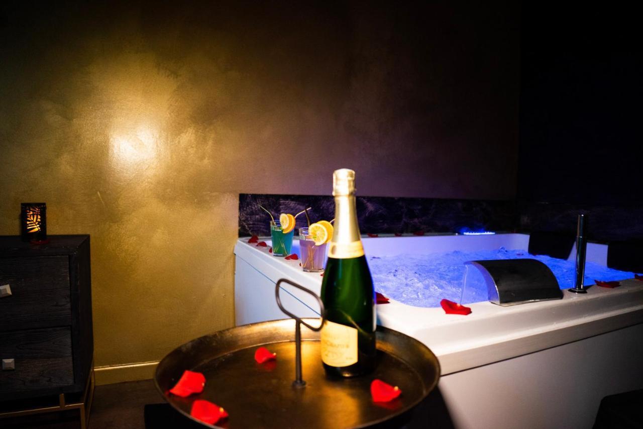 Love Suites & Spa "Le Loft" Avec Jacuzzi Privatif Médis Eksteriør billede